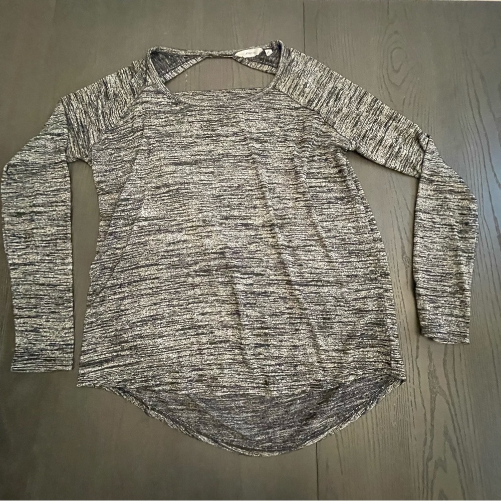 Athleta Women’s Gray Long Sleeve‎ Women's Top Size Medium